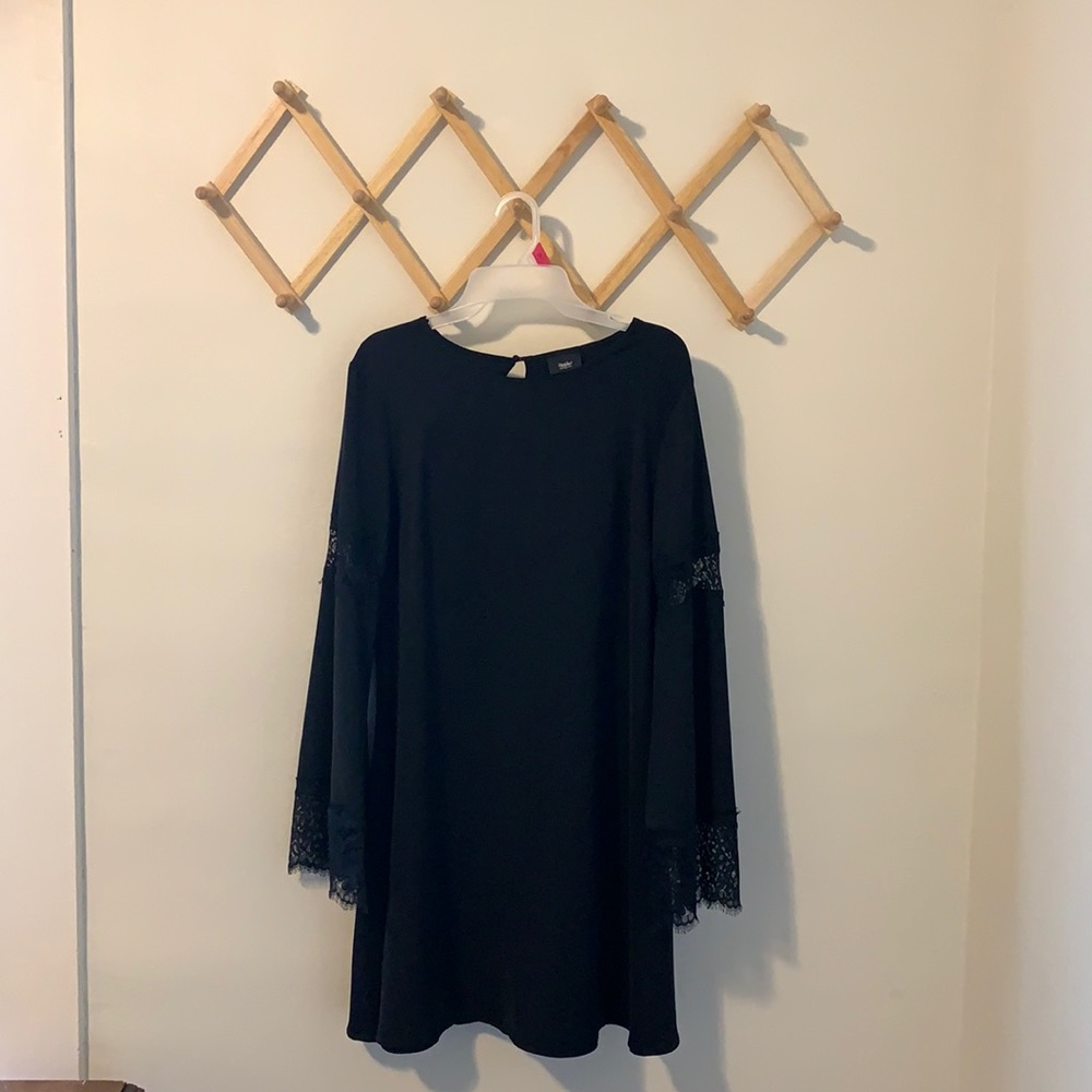 Bell Sleeve Lace Dress